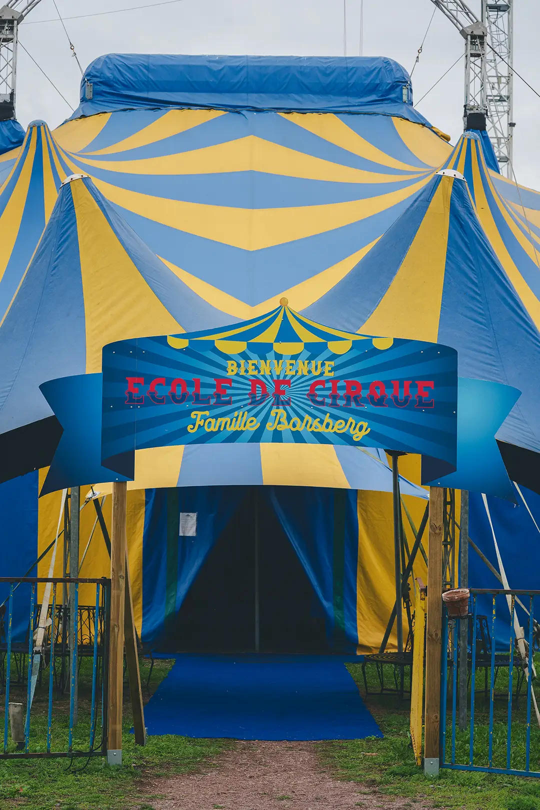ecole de cirque enfant caen cirque borsberg
