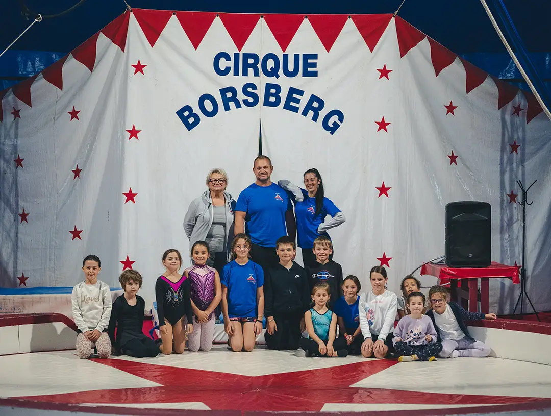 ecole de cirque enfant caen cirque borsberg